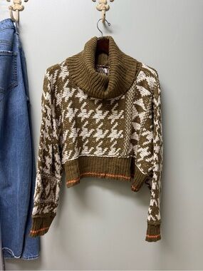 Free People Jupiter olive houndstooth Pullover Turtleneck sweater Medium